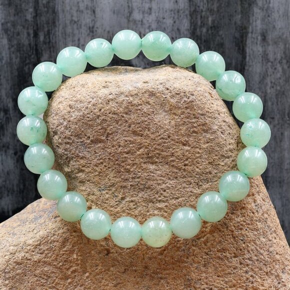Green Aventurine Crystal Gemstone Bracelet Handmade - Picture 2 of 6